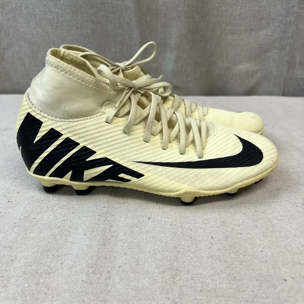 Nike Mercurial Superfly 9 Club Men's Soccer Cleats Lemonade/Black Sz 5.5 38 EU